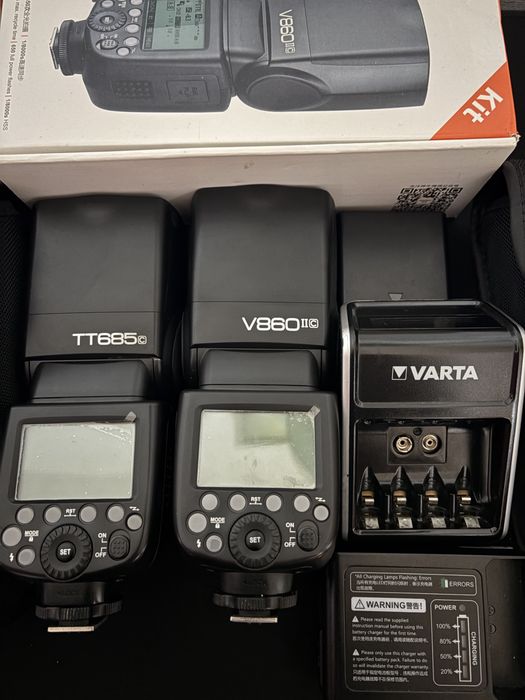Godox TT685 + V860II pentru Canon ambele 500