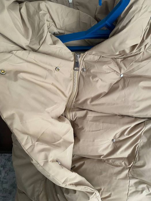 Продаю новую женскую куртку, одета 1 раз