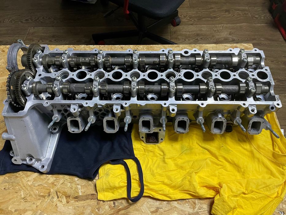 Цилиндрова глава бмв м57 218кс е60 х5 bmw m57