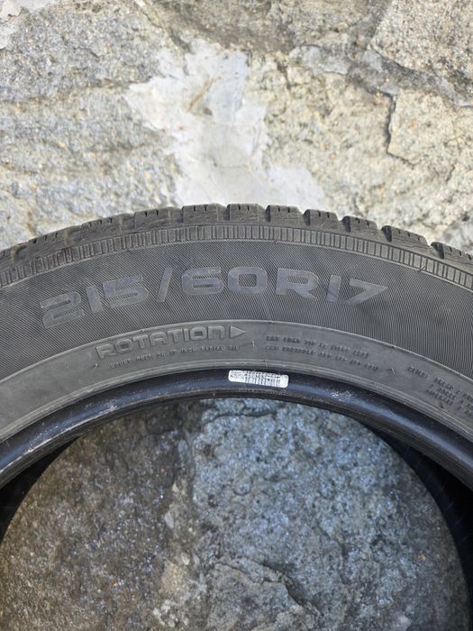 2 зимни гуми Nokian 215/60/R17