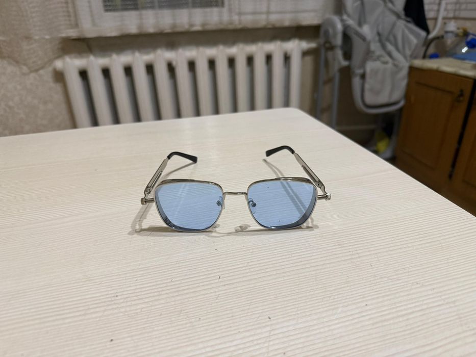 Продам очки хорошие