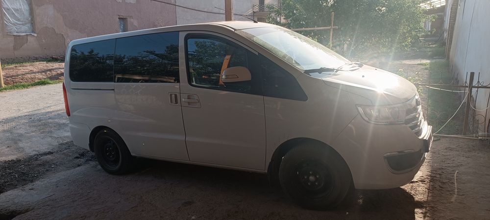Jac m3 8местолик