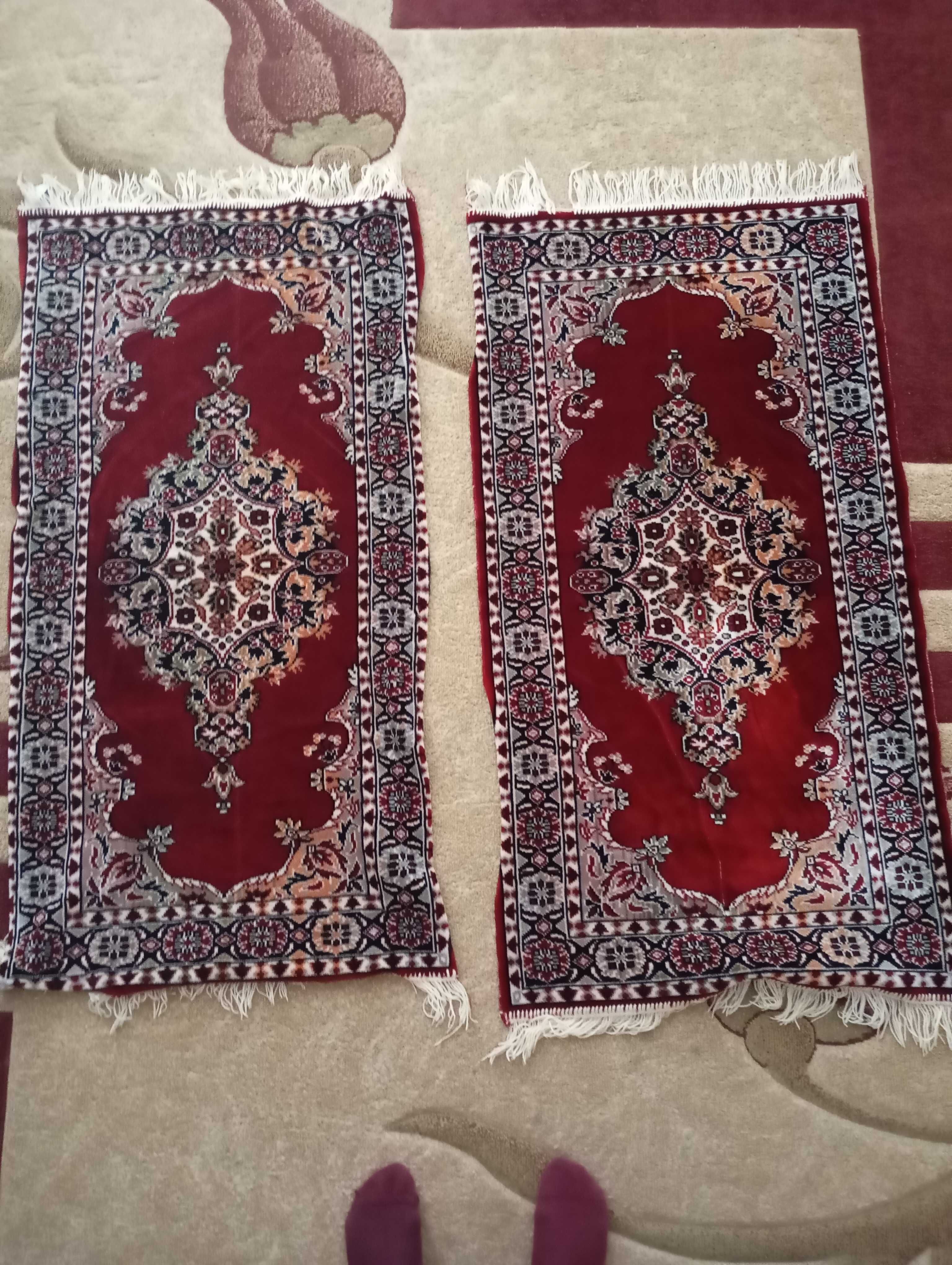 Продам дивандек на диван и два кресла