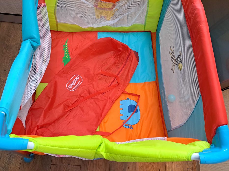 Țarc de joacă pentru copii