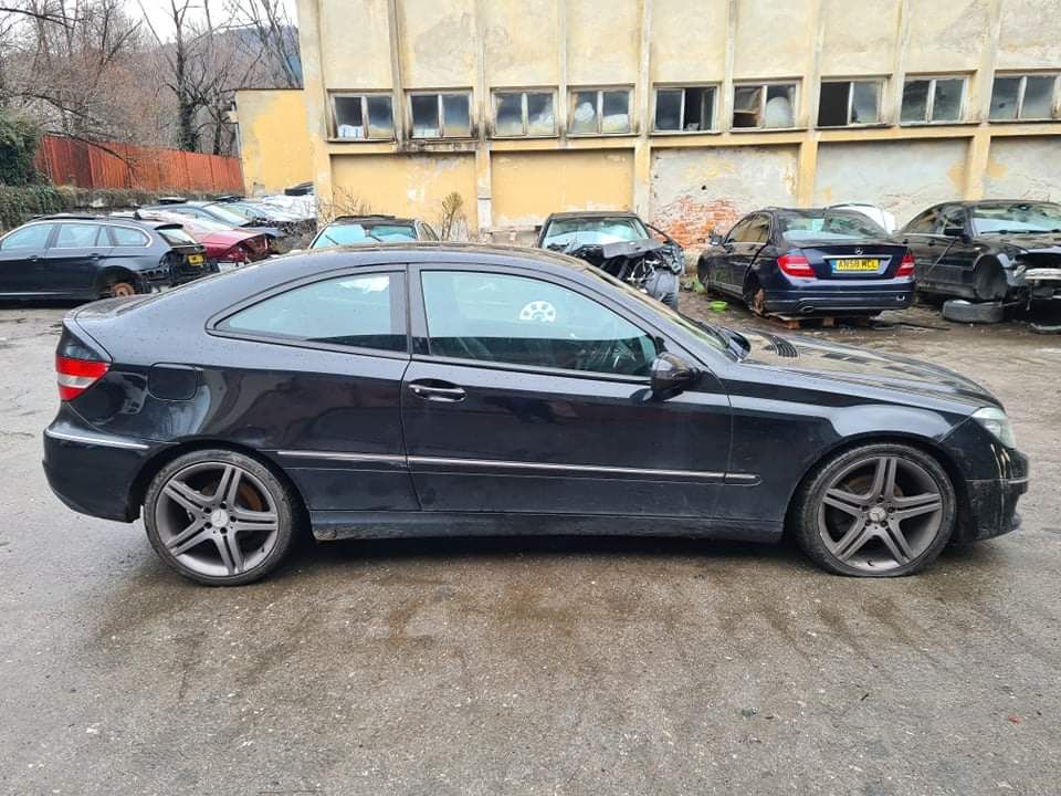 Mercedes CL204 CLC 220CDI 150кс 646 автоматик НА ЧАСТИ!