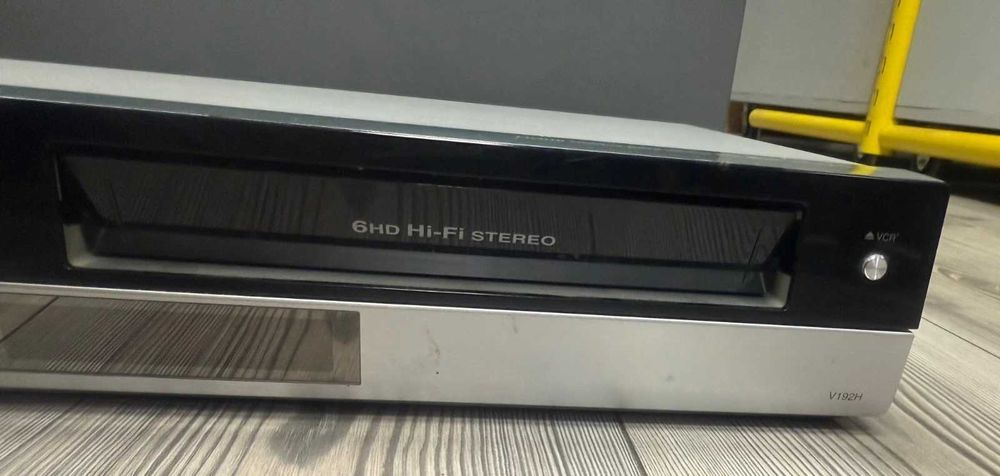 DVD / VHS /VCR Combo, 6 HEAD HI-FI Stereo, HDMI