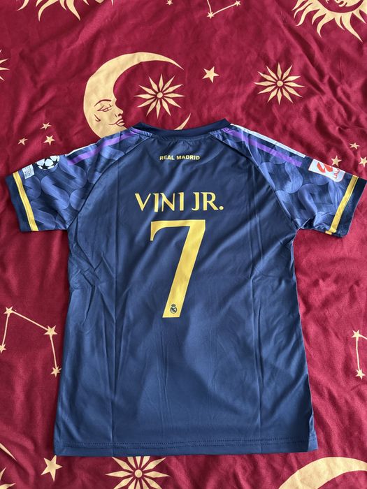 Echipament fotbal copii , Real Madrid , Vinicius JR , 152 cm