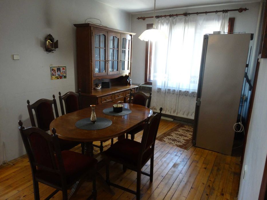 Продава се Къща в с. Разбойна, Област Търговище - 295 кв.м за 536 €/кв.м - Снимка #4