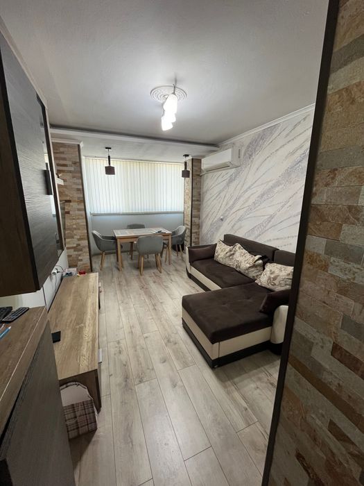 Продава се Тристаен апартамент в Велико Търново, Колю Фичето - 72 кв.м за 2362 €/кв.м - Снимка #2