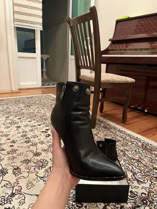 Черный сапоги из натуральной кожи