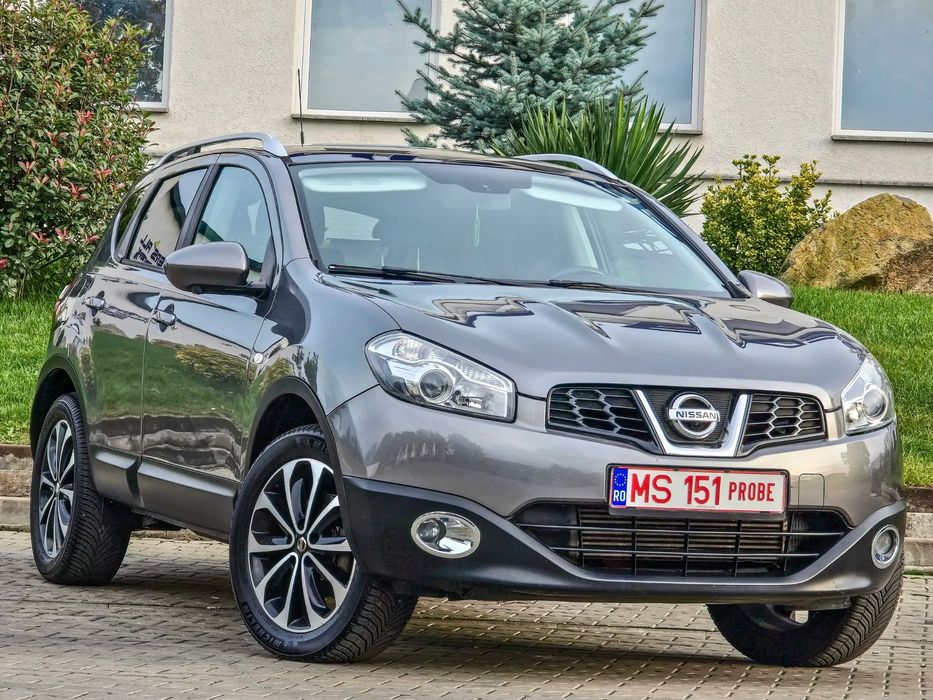 Nissan Qashqai Nissan Qahqai 4x4 1.6dCi GARANTIE Navi/Pano/LED/Cârlig Camera360