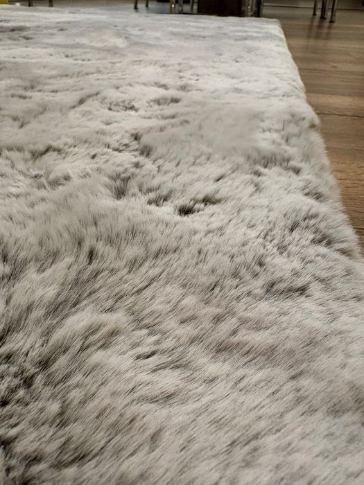 Килим с дълъг косъм