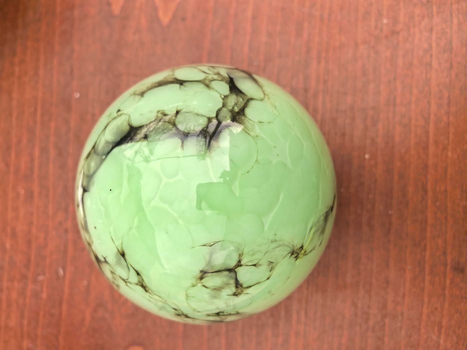 Продавам Резервни абажури и стъкла за настолни лампи, полилеи