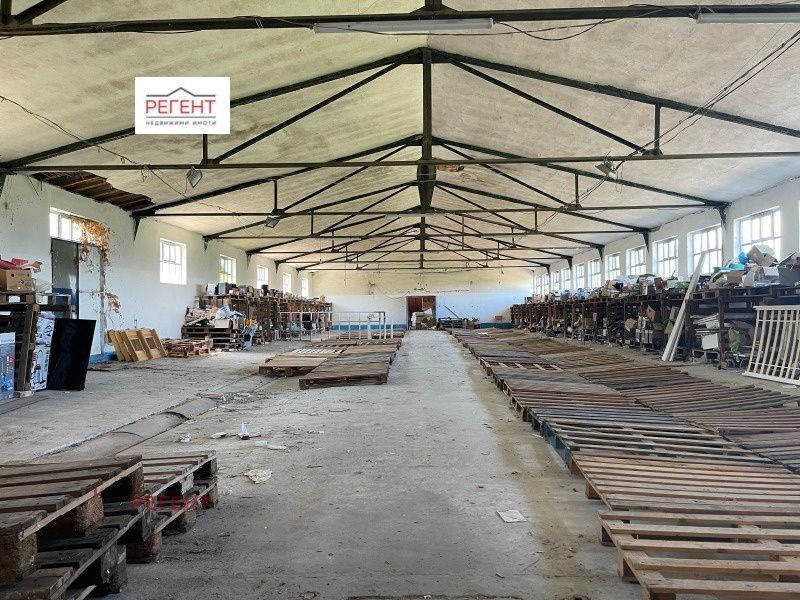 Продава се Промишлена сграда в Дряново - 6000 кв.м за 19 €/кв.м - Снимка #6