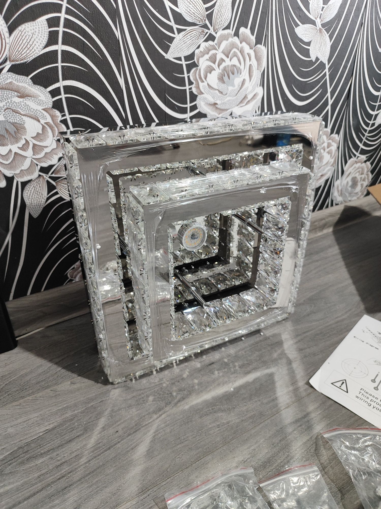 ПРОМО ! Луксозен Кристален LED плафон за таван !