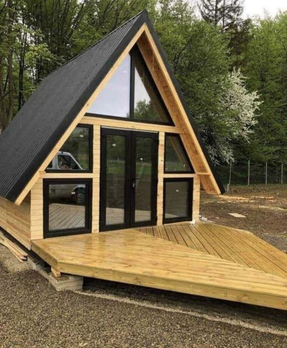 Vand cabane pe structura din lemn