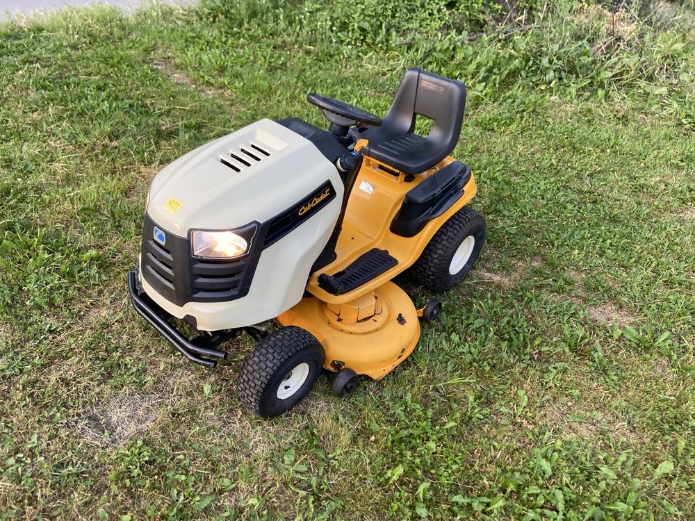 Тракторна  косачка Cub cadet 22hp Професионална