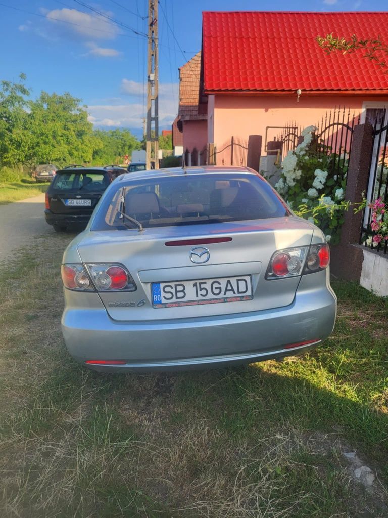 Vând MAZDA ȘASE în stare bună
