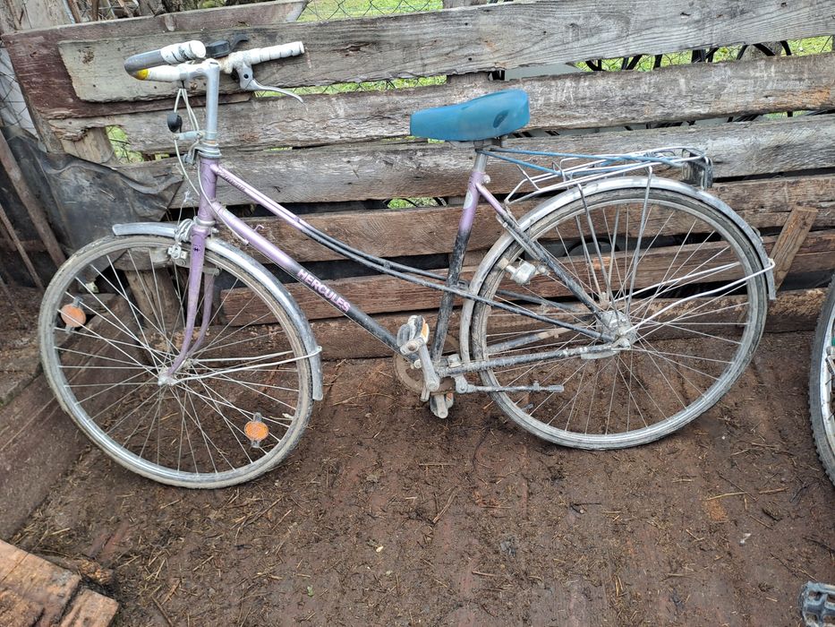 Vând     biciclete
