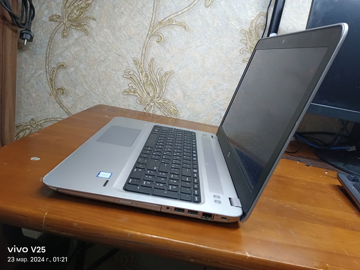 Ноутбук: HP ProBook 450 G4