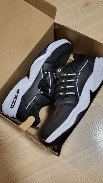 Мъжки спортни маратонки