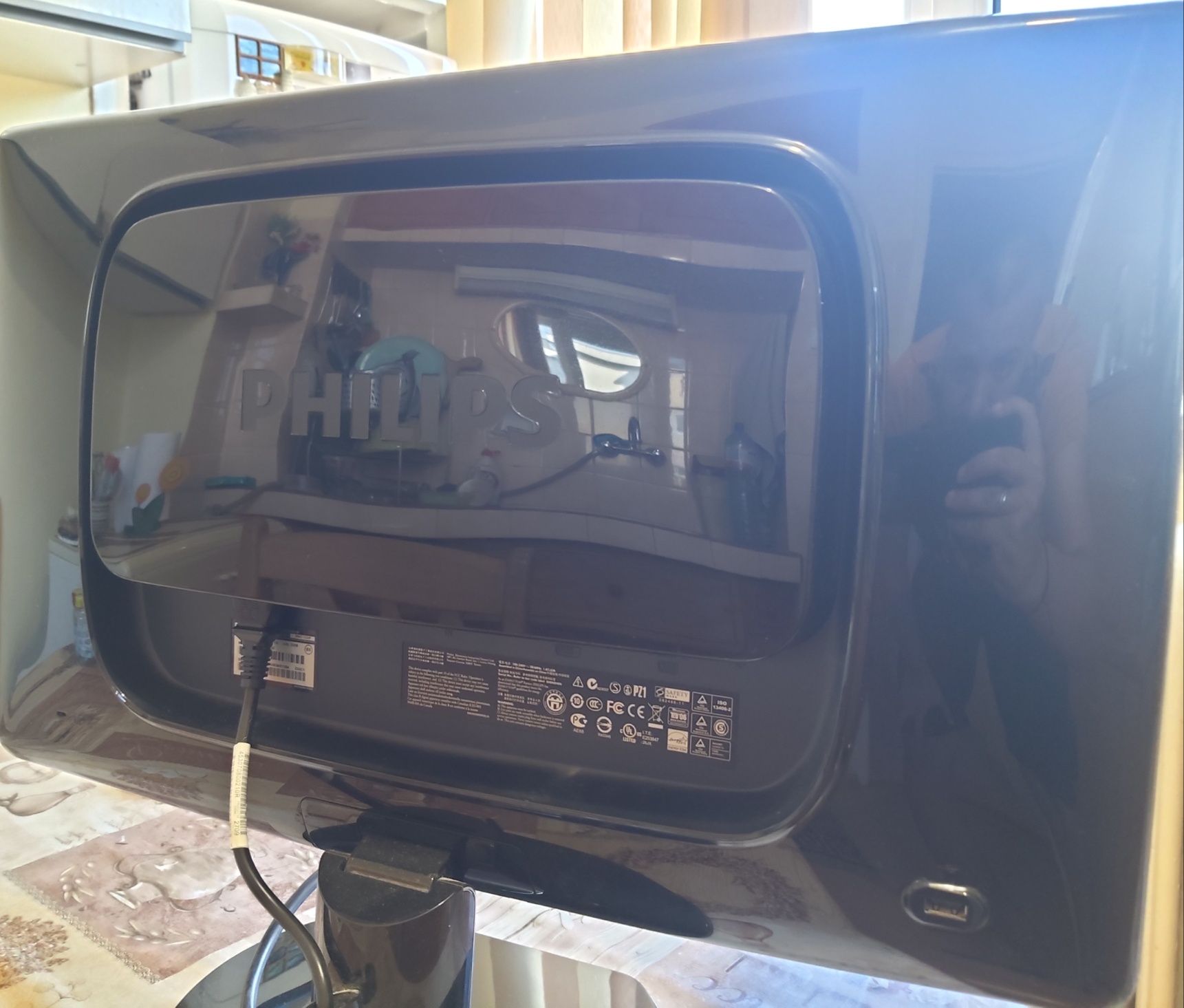 LCD Монитор Philips 23"(58.42 cm) модел 230C1HSB