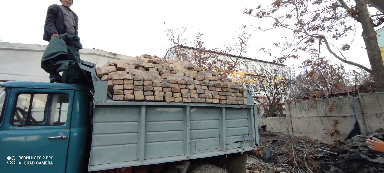 Bu gisht Гишт бу кирпич бу bu g'ish cccr saldatskiy kop miqtorda