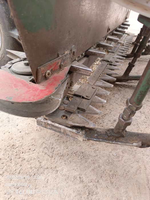 Mini kombayn sotiladi sroshni.