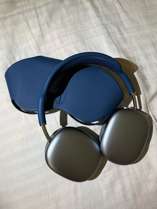 airpods max синего цвета