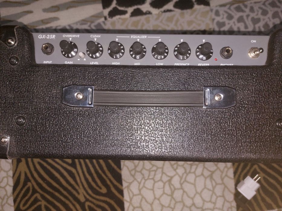 Электро гитара..