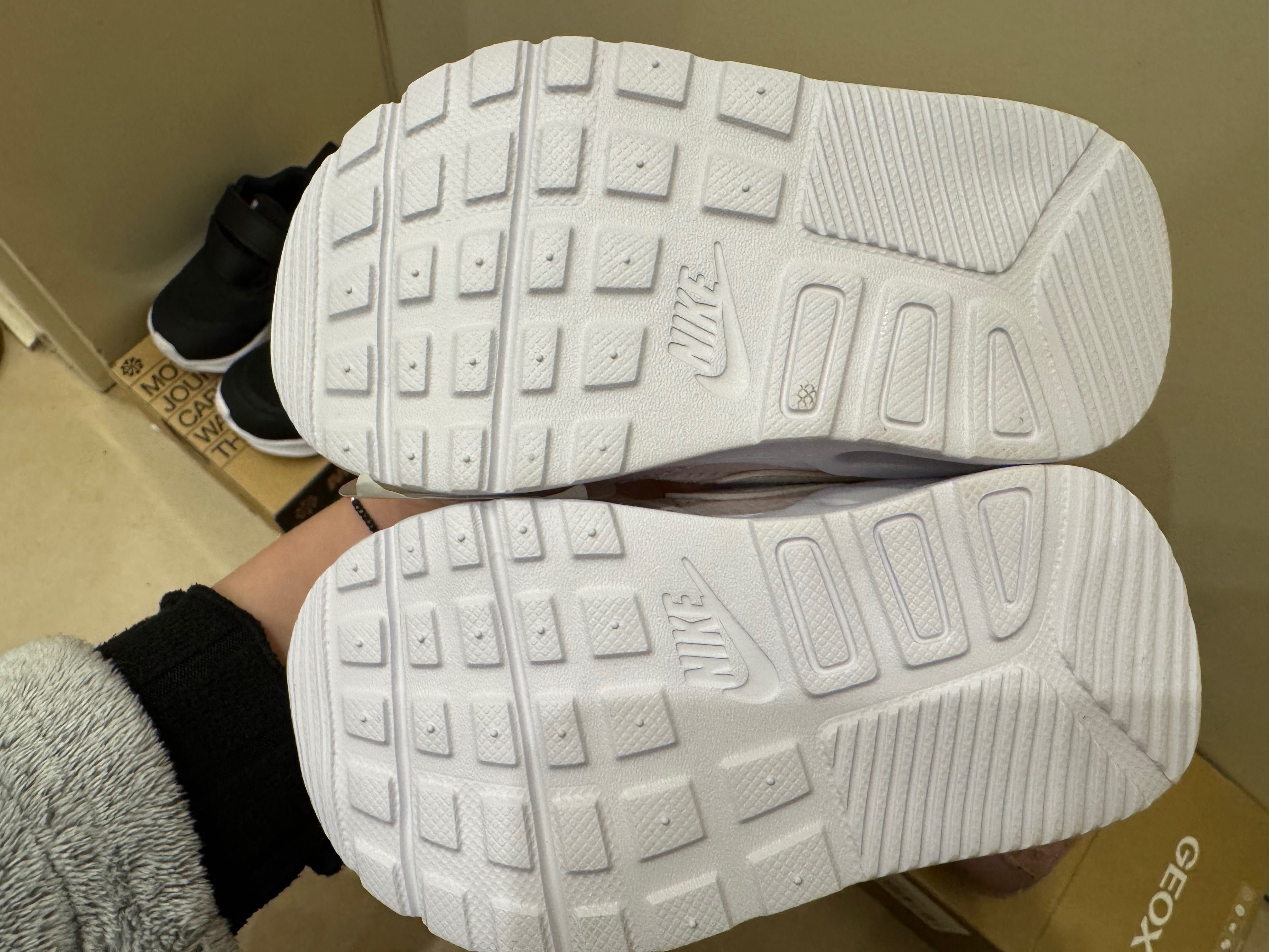 Детски обувки Nike и Geox