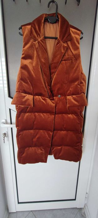 Страхотен елек от кадифе