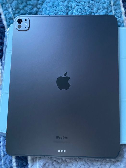 Продам Ipad Pro 13, M4, 512 гб