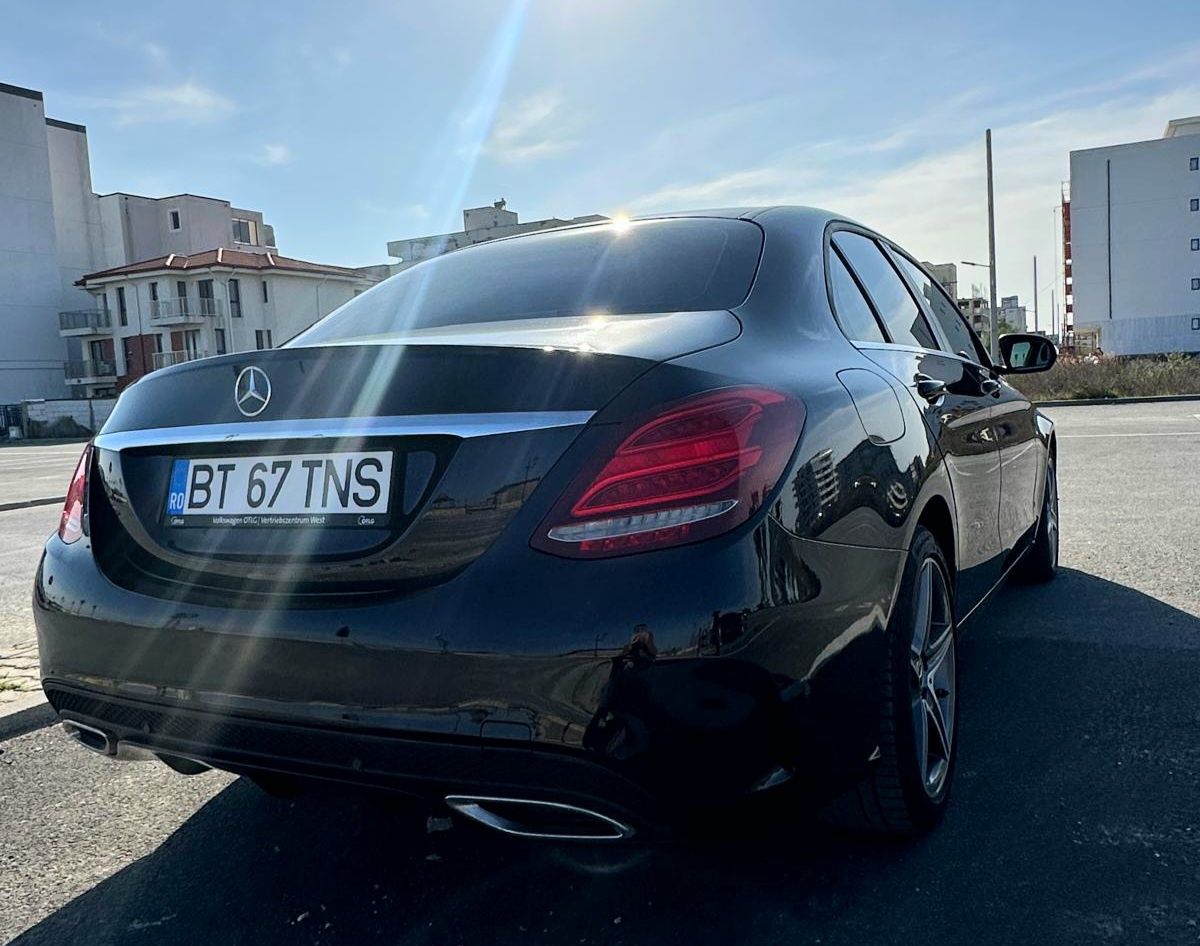 Mercedes-Benz c220d AMG