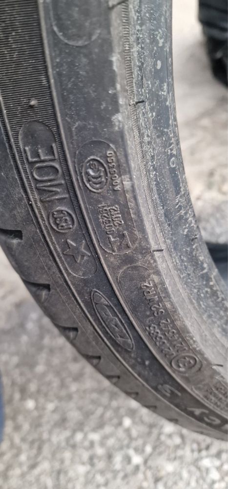 Гуми за бмв 275/35/19