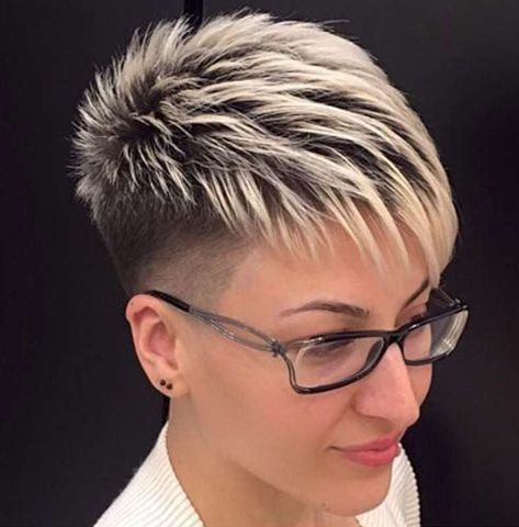 Стильные стрижки для женщин. Детей. Выезд на дом! Недорого!