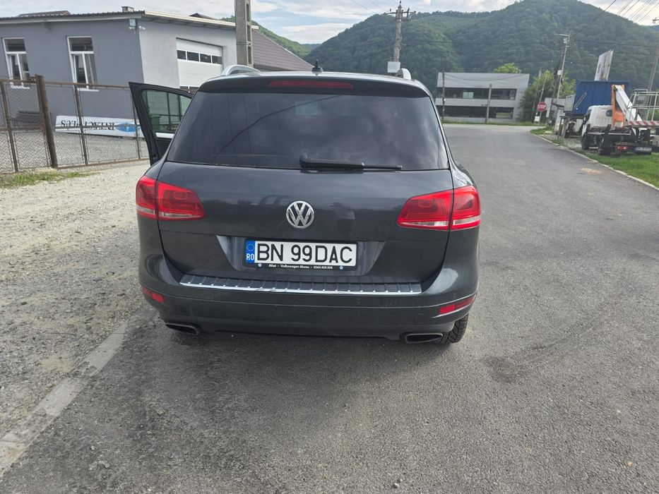 Vând Volkswagen toureag