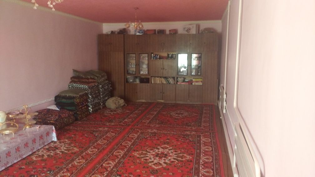 Икки каватли бино сотилади хамма жихозлари билан