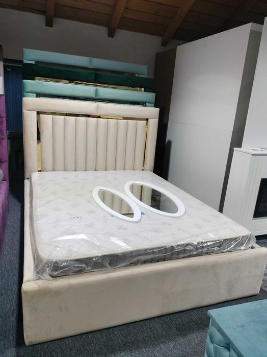 Pat tapițat cu somiera metalica