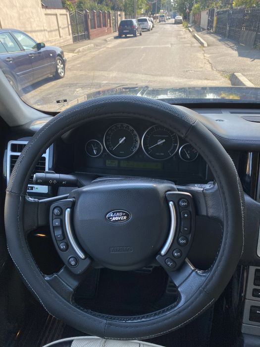 Range Rover Vogue an fabricatie 2006 vand sau schimb