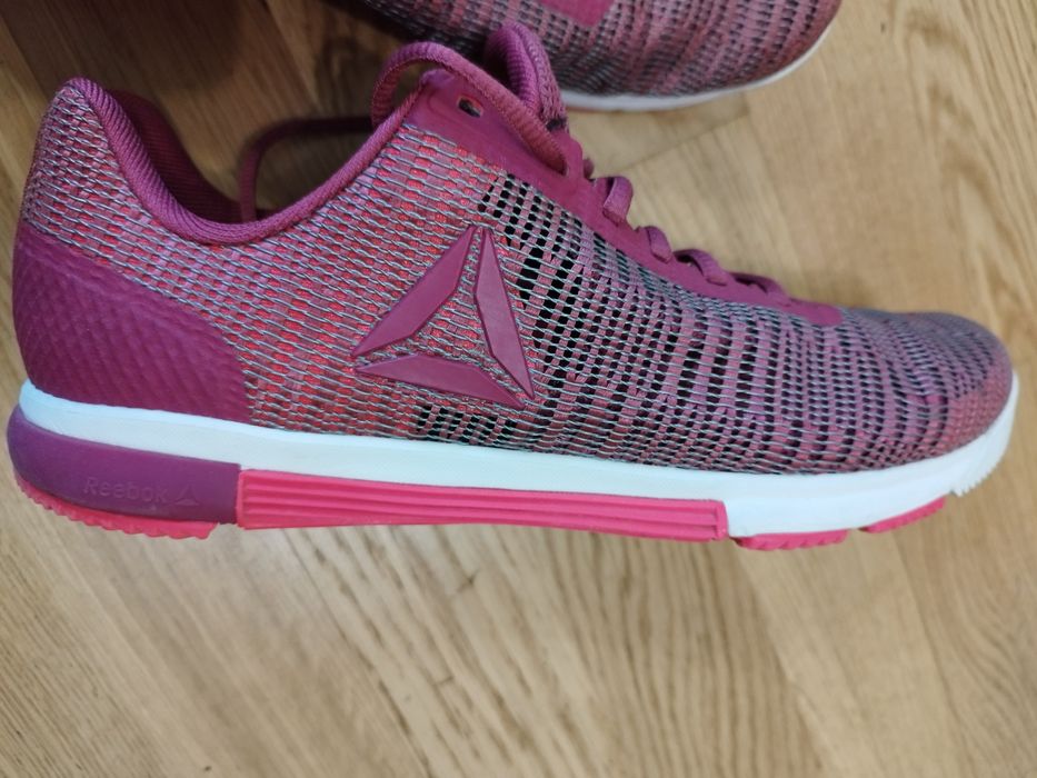 Reebok маратонки 41 номер