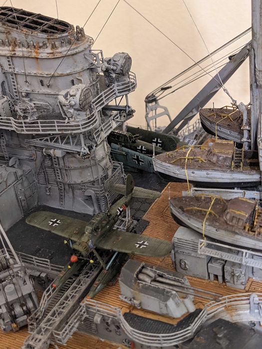 Varianta unica a cuirasatului Bismarck - complet radiocomandata