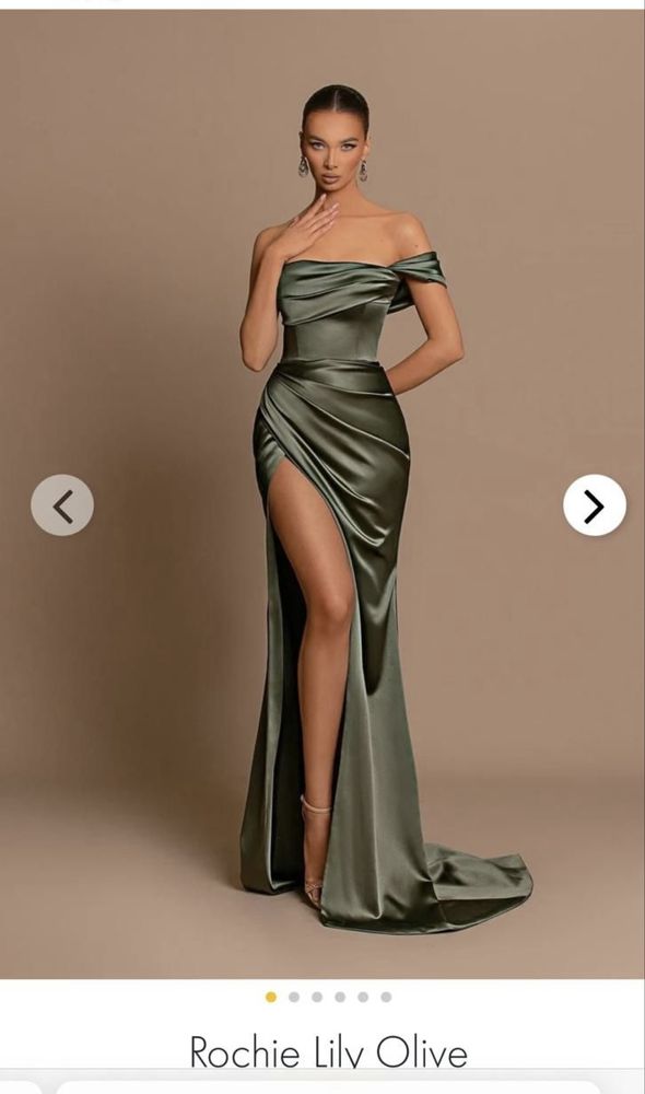 OFERTA Vand  3 rochii elegante