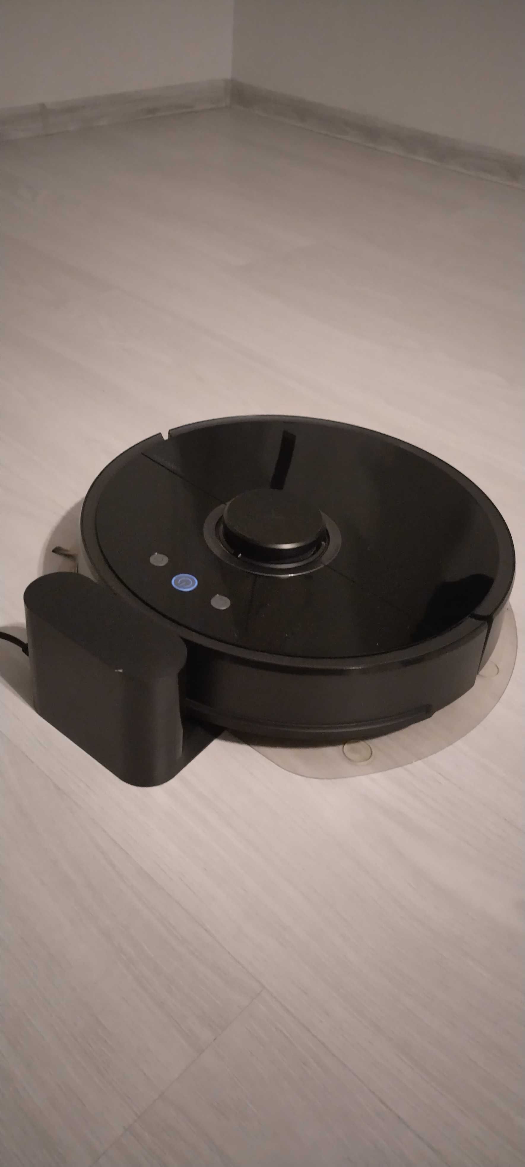 Roborock S5 – мощный робот-пылесос с влажной уборкой