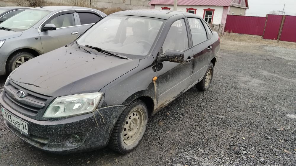 Продам лада гранта 2012 года