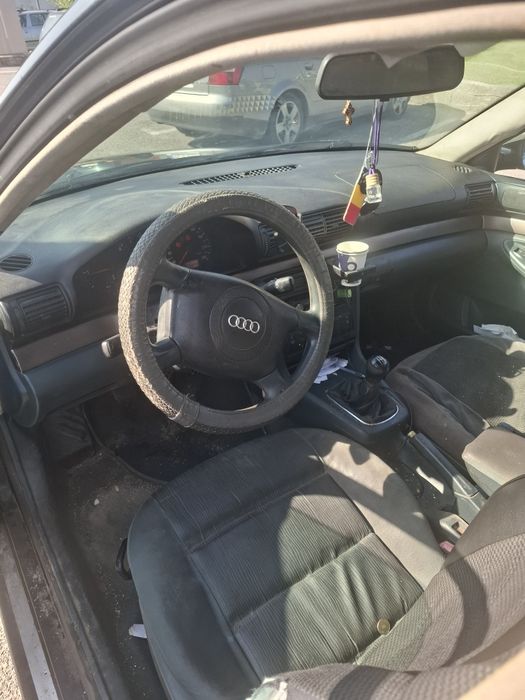 Audi A4 / 2000 / 90 cp
