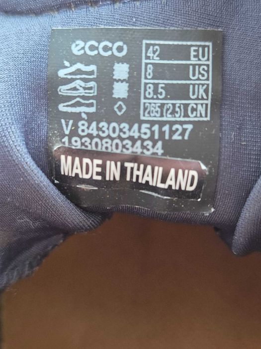 Обувки  ECCO Gore-Tex,  42 номер