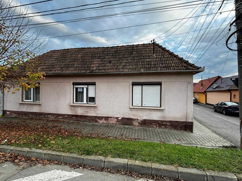 Casa de vanzare zona Stadionului