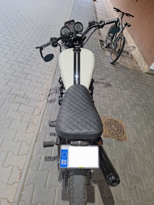 Yamaha XJ550  bobber  an 1981