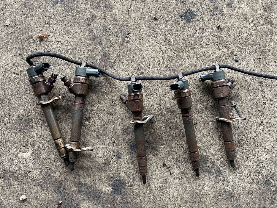 Injectoare Volvo XC90 XC70 V50 V70 30750283 8603595 30637375 30750282 30731567
